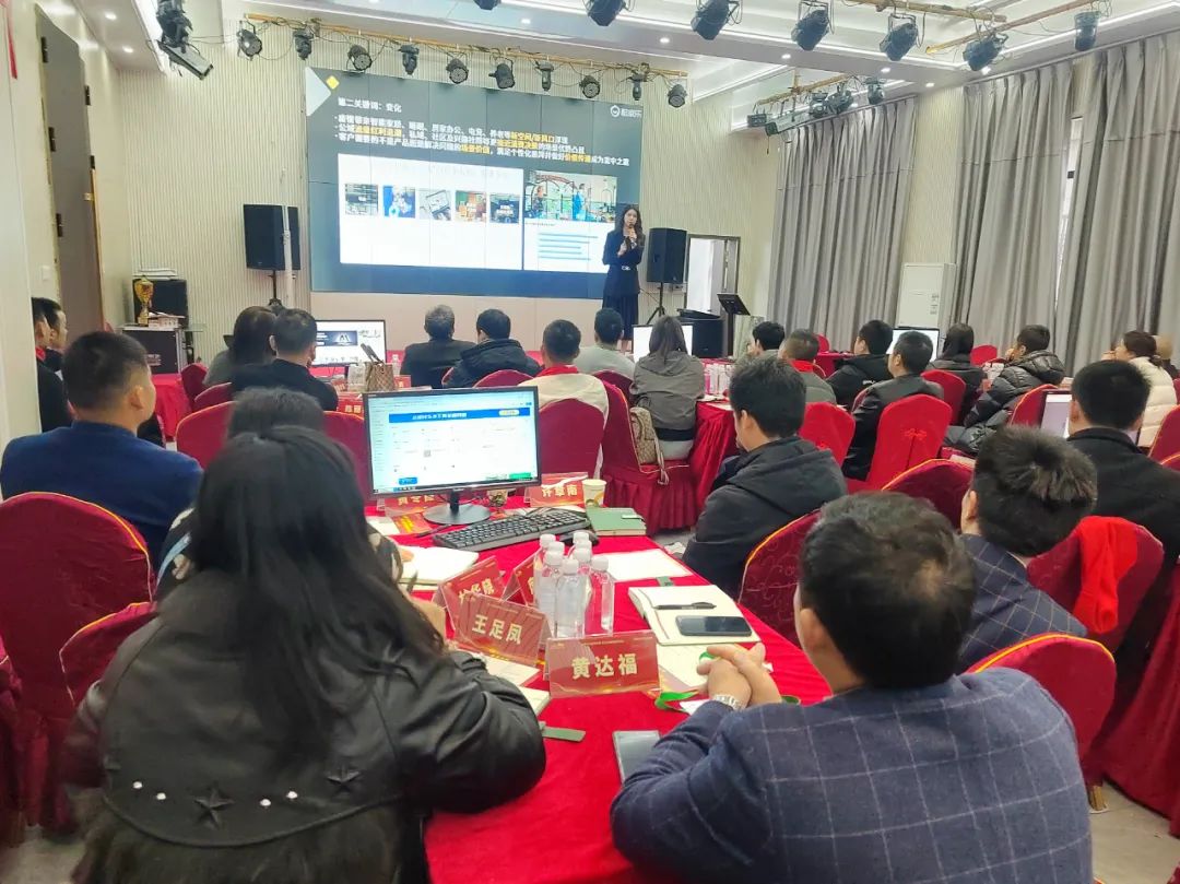 全鋁行業(yè)成長電商活動 打造萬家家居標桿企業(yè)！——共推南海大瀝全鋁家居產業(yè)高質量發(fā)展